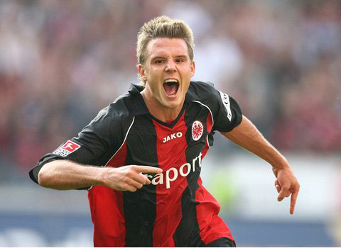 场的安全运 场的安全运